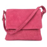 VERA PELLE torebka damska zamszowa listonoszka z klapą i paskiem V480 fuksja