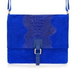 VERA PELLE torebka zamszowa listonoszka kroko z paskiem na ramię V360 chabrowa