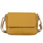 VERA PELLE torebka damska skórzana listonoszka z klapą i paskiem na ramię V556 musztardowa