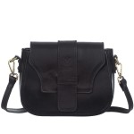 VERA PELLE torebka damska skórzana listonoszka vintage z paskiem na ramię V649 czarna